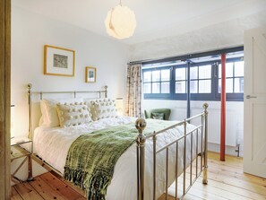 1 chambre, Wi-Fi gratuit, draps fournis