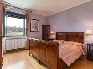 4 bedrooms, free WiFi