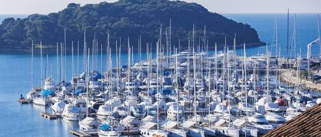 Marina/club náutico