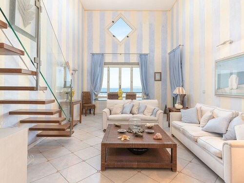 Beautiful apartment for 6 people with A/C, WIFI, TV, terrace and pets allowed