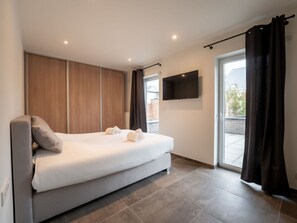 3 slaapkamers, reisbedje, gratis wifi, rolstoeltoegang