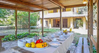 Beautiful private villa with A/C, private pool, WIFI, TV, patio, pets allowed and panoramic view