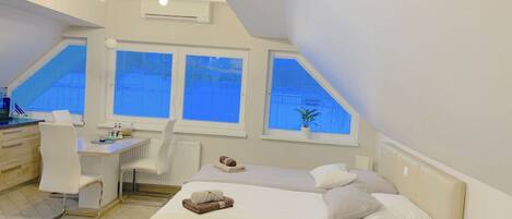 1 bedroom, iron/ironing board, travel cot, free WiFi