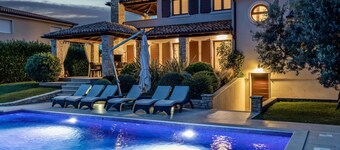 Wonderful private villa for 9 guests with private pool, A/C, WIFI, TV, terrace and panoramic view