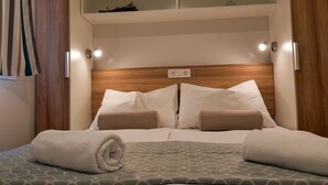 3 bedrooms, free WiFi, bed sheets - Beautiful private villa for 6 guests with pool, A/C, WIFI, TV and terrace (Umag)