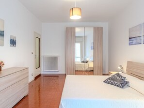 2 chambres, accès au Wi-Fi (inclus)