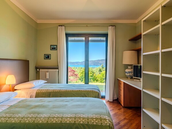 2 quartos, berço de viagem, Wi-Fi de cortesia