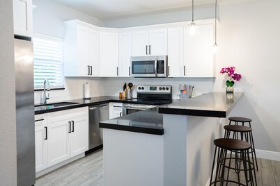 Modern and charming duplex house in Fort Lauderdale