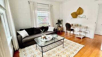 TV, fireplace, offices
