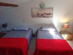 2 Schlafzimmer, Bügeleisen/Bügelbrett, WLAN