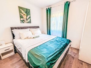 3 bedrooms, travel cot, free WiFi