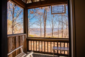 Interior - Rising Sun Retreat, 15 Acres on a Bluff - Sleeps 14+ (Sewanee)