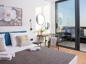 5 slaapkamers, een strijkplank/strijkijzer, gratis wifi