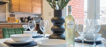 Ariel Wharf by Tŷ SA