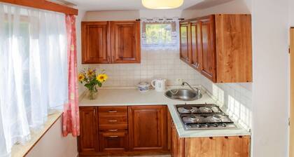 Stunning private villa for 5 people with WIFI, TV, terrace, pets allowed and parking