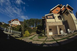 Exterior - Cerejeira Guest House (Campos do Jordão)