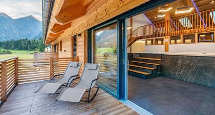 Cosy apartment for 4 people with hot tub, WIFI, TV and patio