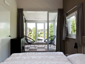 4 chambres, lit parapluie, Wi-Fi gratuit, draps fournis