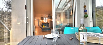 Wonderful villa for 4 people with WIFI, TV, terrace, pets allowed and parking