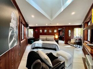 Interior - Glamping in Brevard - Hellbender Treehouse (Brevard)