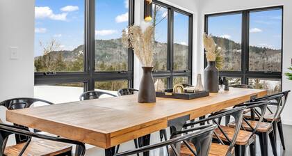 6BR Mountain Cabin | Hot Tub • Fire Pit