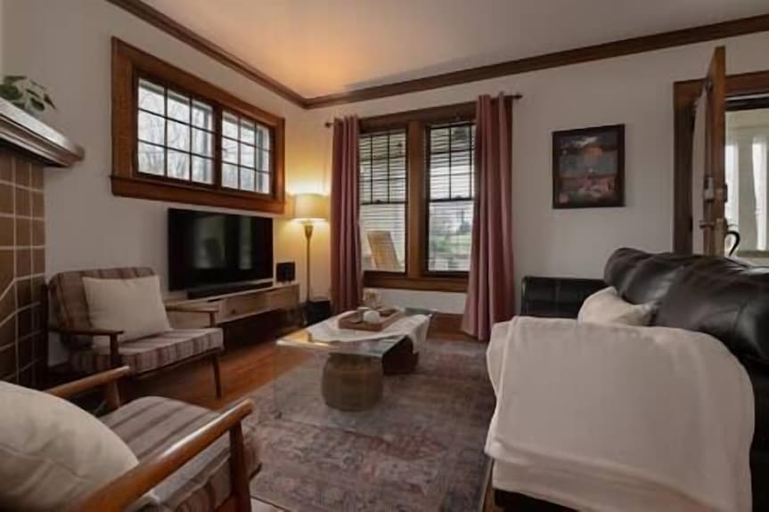 Central Charleston Craftsman - Kanawha State Forest, Charleston