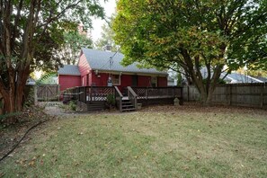 Exterior - Chickasaw Gardens Bungalow (Memphis)