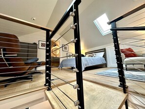 2 عدّة غرف نوم ومكتب ومكواة/لوح كي وخدمة الإنترنت