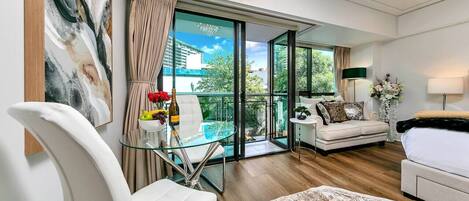 Desk, iron/ironing board, free WiFi, bed sheets