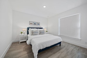 3 habitaciones, tabla de planchar con plancha y wifi gratis 
