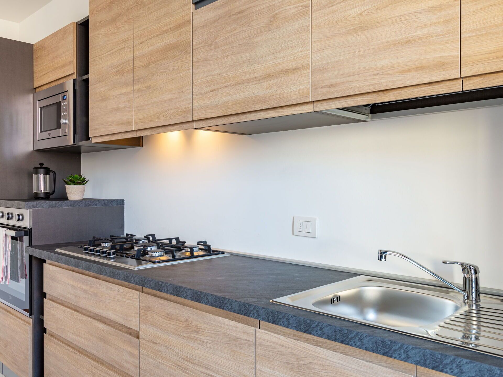 Microonde, forno, lavastoviglie, tostapane