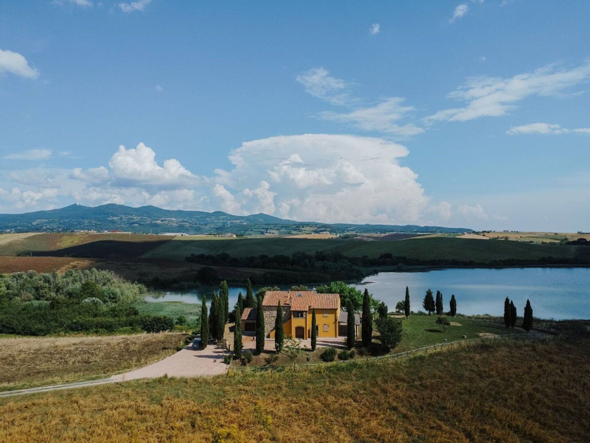 Nice apartment for 6 guests with A\/C, WIFI, pool, TV, patio, panoramic view and parking