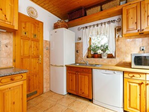 微波炉、烤箱、洗碗机、烤面包机