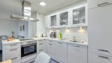 Kühlschrank, Herdplatte, Geschirrspüler