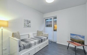 2 slaapkamers, reisbedje, gratis wifi, beddengoed