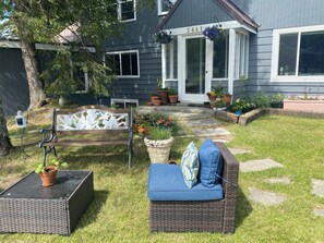 Terrace/patio - NEW:  Modern Comfort Meets Historic Charm in Alaskan Railroad House (Anchorage)