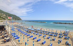 Beach - Lovely home in Moneglia with ethernet internet (Moneglia)