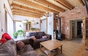 Televisión, mesa de ping pong