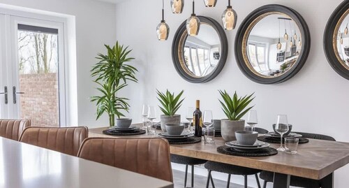 5-Bed Home | Canal Views | Parking for 2+ Cars