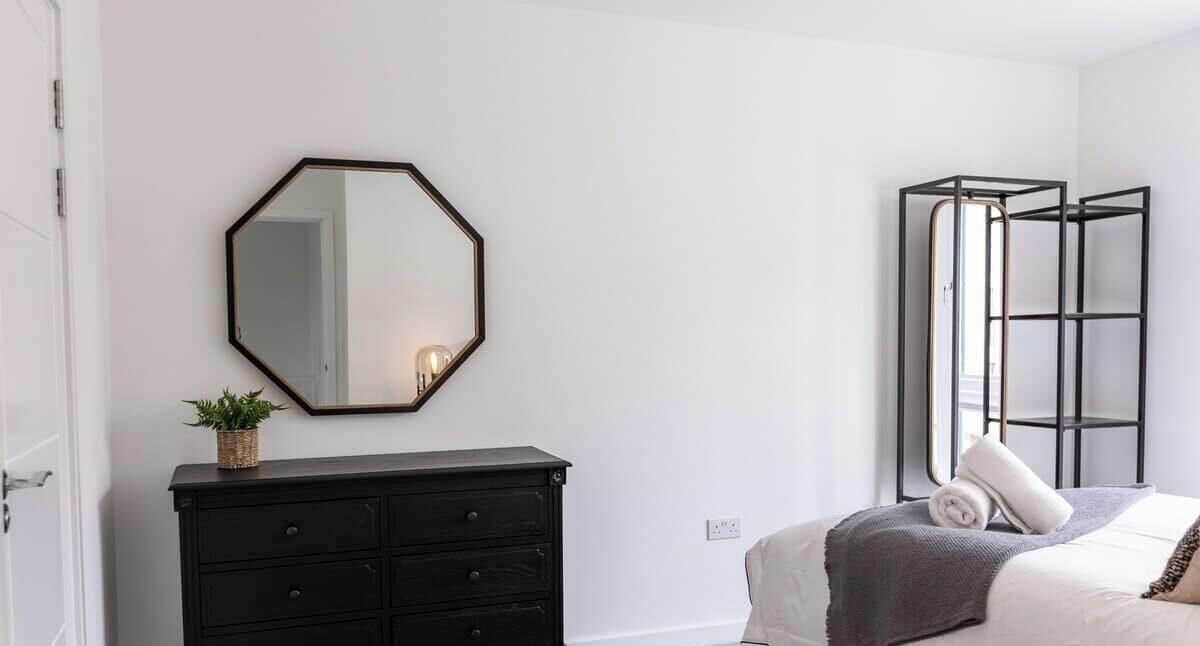 5 bedrooms, iron/ironing board, travel cot, WiFi