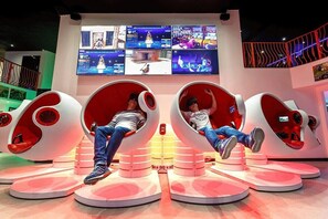 Children’s area - Cosy 1 bed in central MK, Free Parking, Smart TV (Milton Keynes)