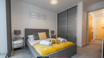 1 bedroom, iron/ironing board, travel cot, WiFi