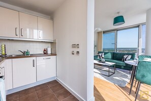 Microondas y tostadora