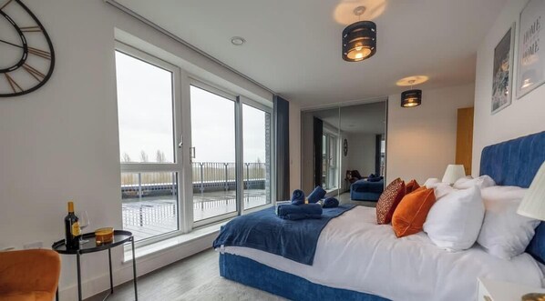 3 bedrooms, iron/ironing board, travel cot, WiFi