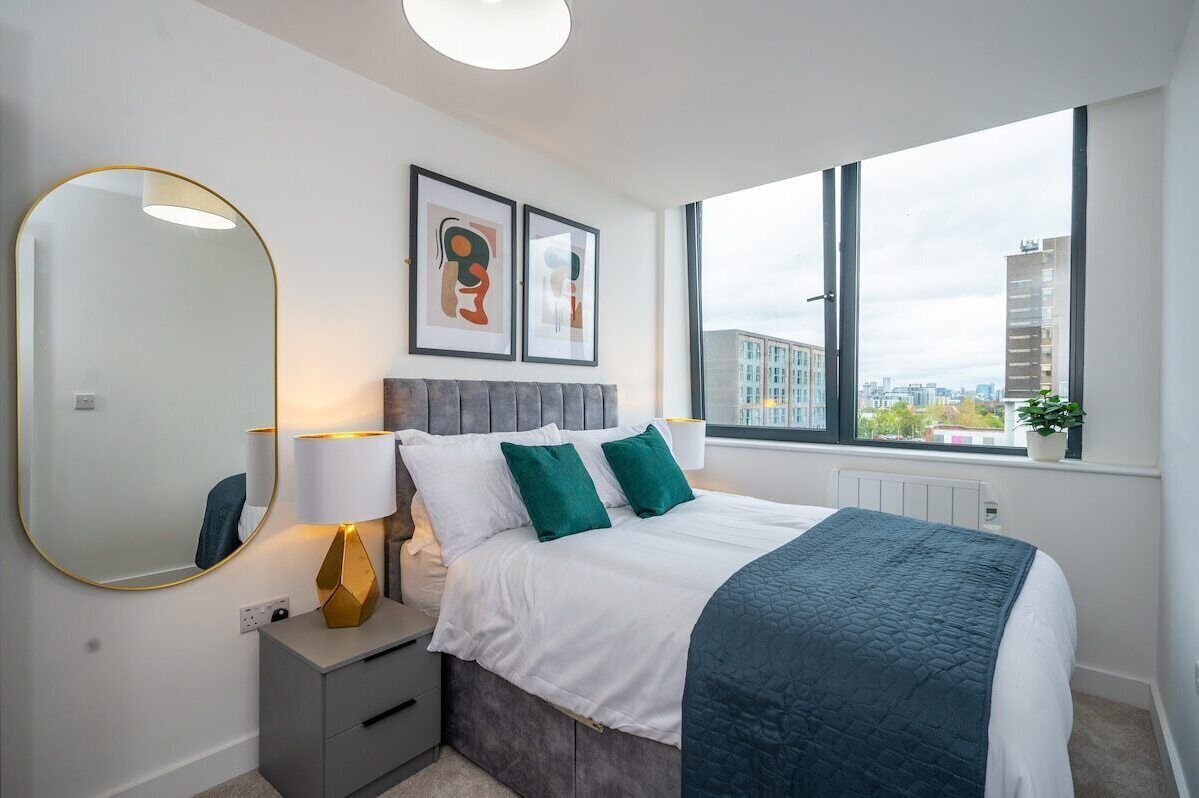 2 bedrooms, iron/ironing board, Internet, bed sheets