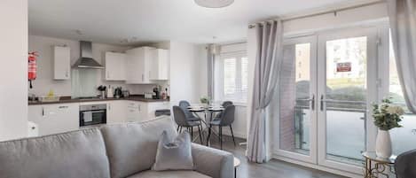 Televisión y oficina