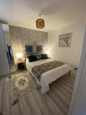 3 bedrooms, iron/ironing board, free WiFi, bed sheets