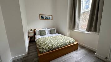 2 chambres, fer et planche Ă repasser, Wi-Fi gratuit, draps fournis