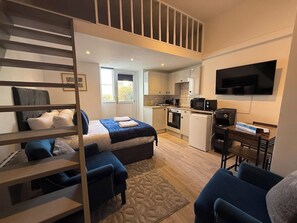 1 Schlafzimmer, Bügeleisen/Bügelbrett, Internetzugang, Bettwäsche