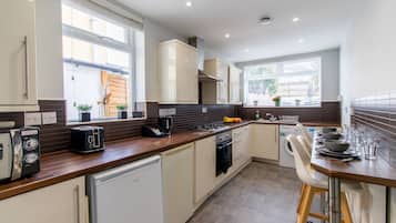 Fridge, microwave, oven, toaster